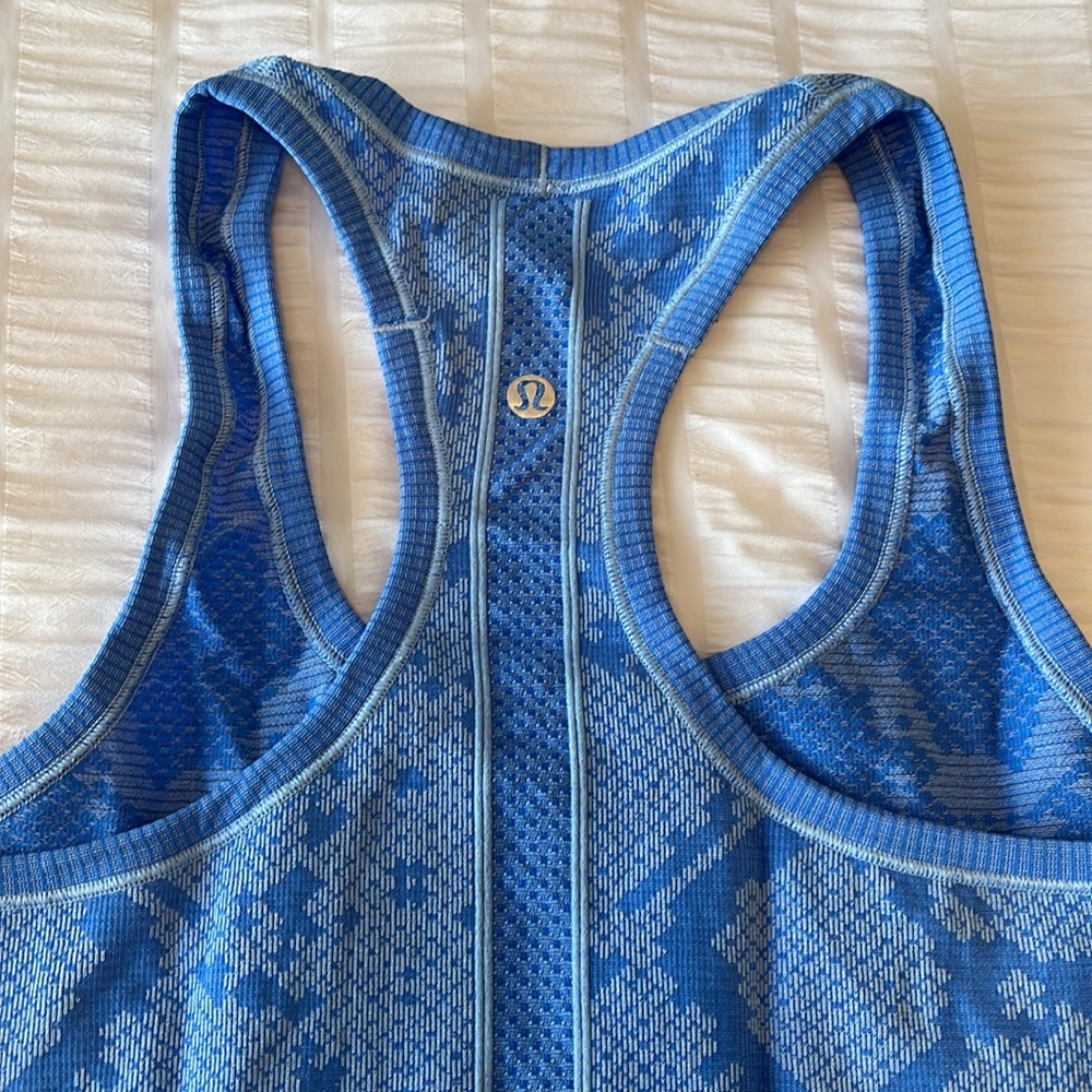Lulu Lemon Swiftly Tech Tank Size 6 - image 3